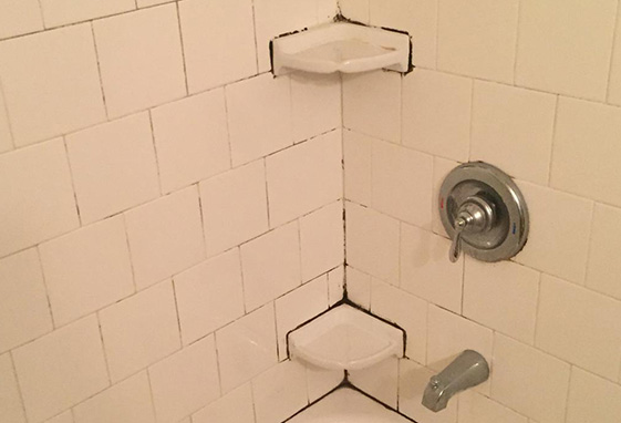 Caulking Services Before