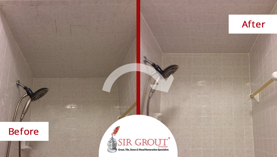 Professional Caulking Services Made this Richmond Shower as Good as New Before and After Picture of Caulking Services in Richmond, TX
